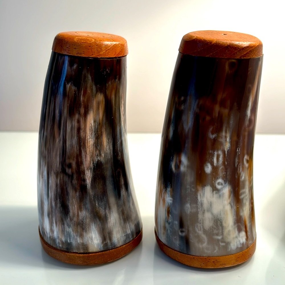 Horn Salt and Pepper shakers 4.5” high 2.5” wide with original stoppers